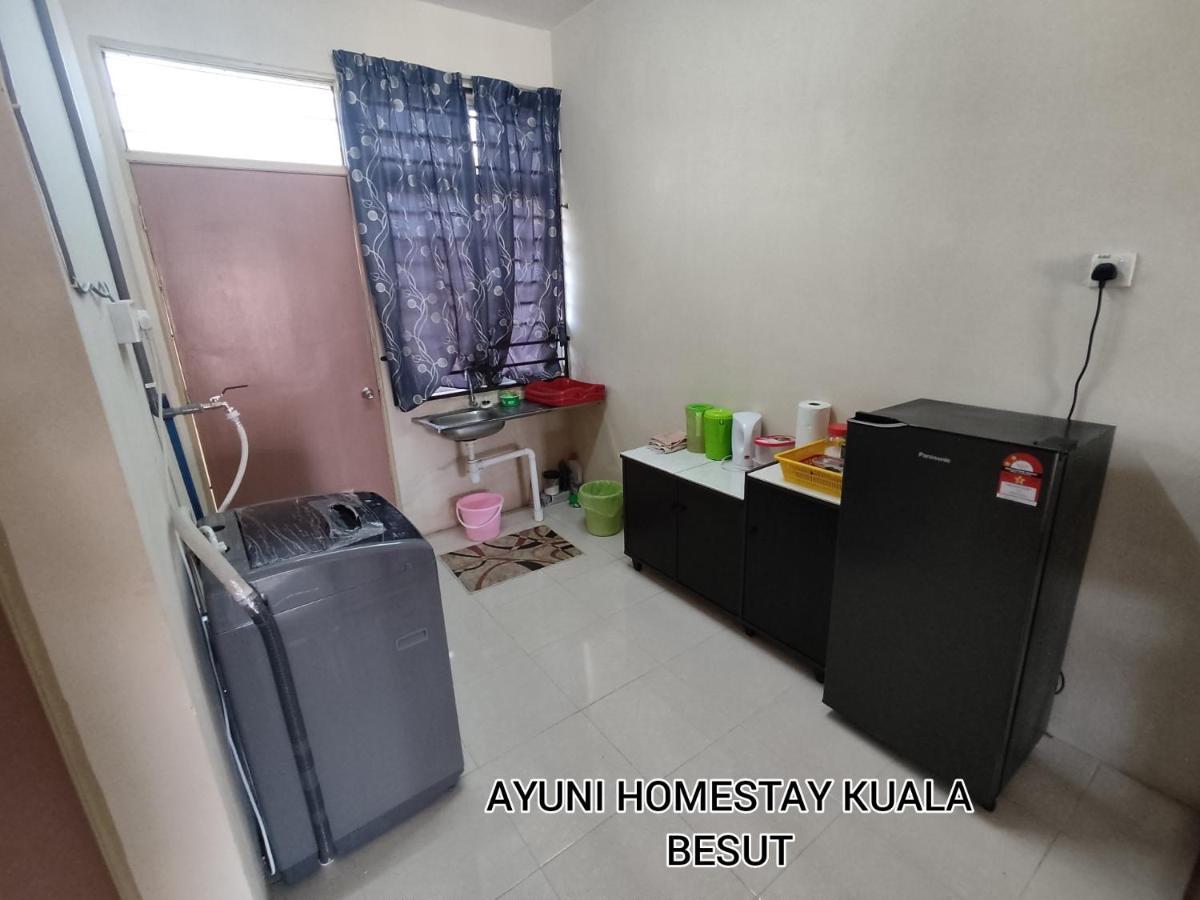 Ayuni Homestay Kuala Besut Terengganu Kampung Kuala Besut Exterior foto